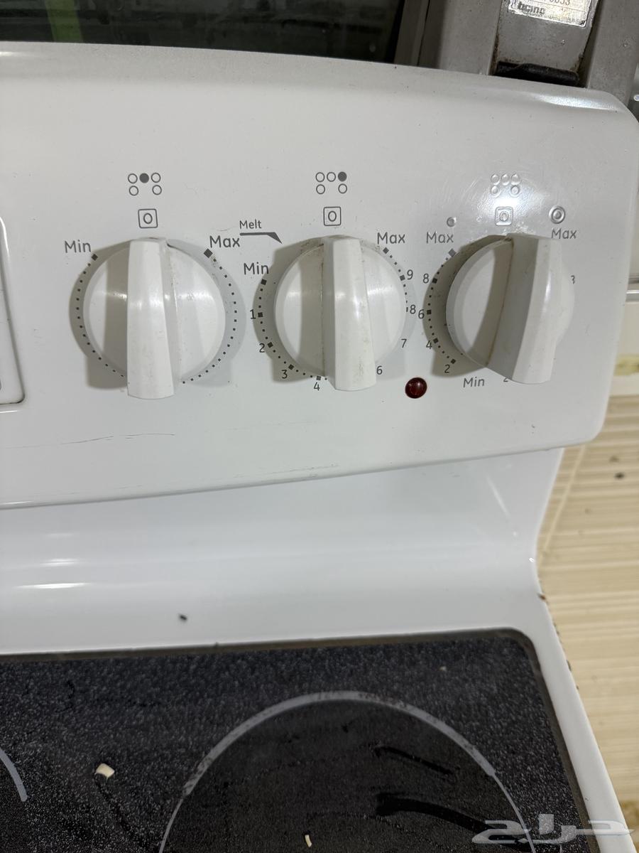 Gas stove and electric oven, clean, almost new63655610843650111