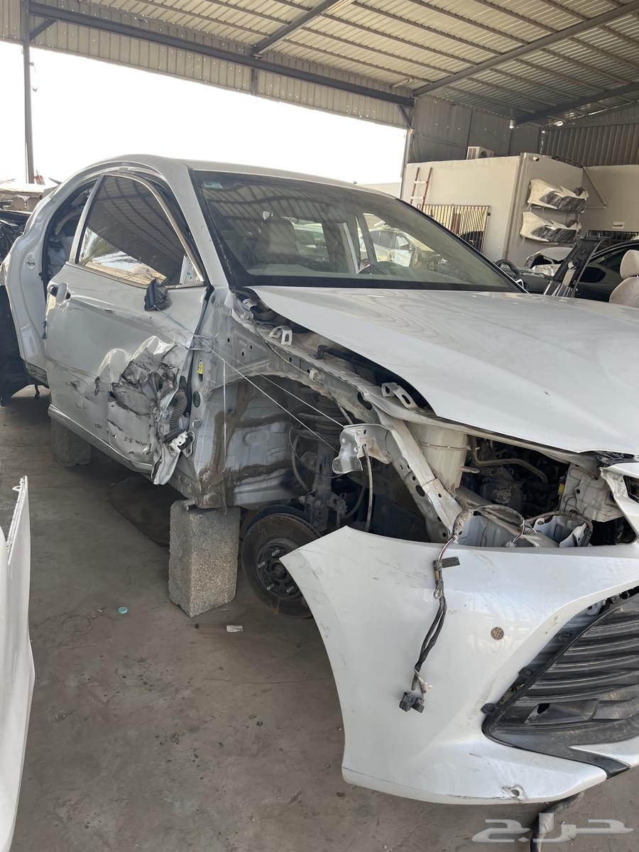 كامري 2019 هايبرد قطع غيار63680350330242111