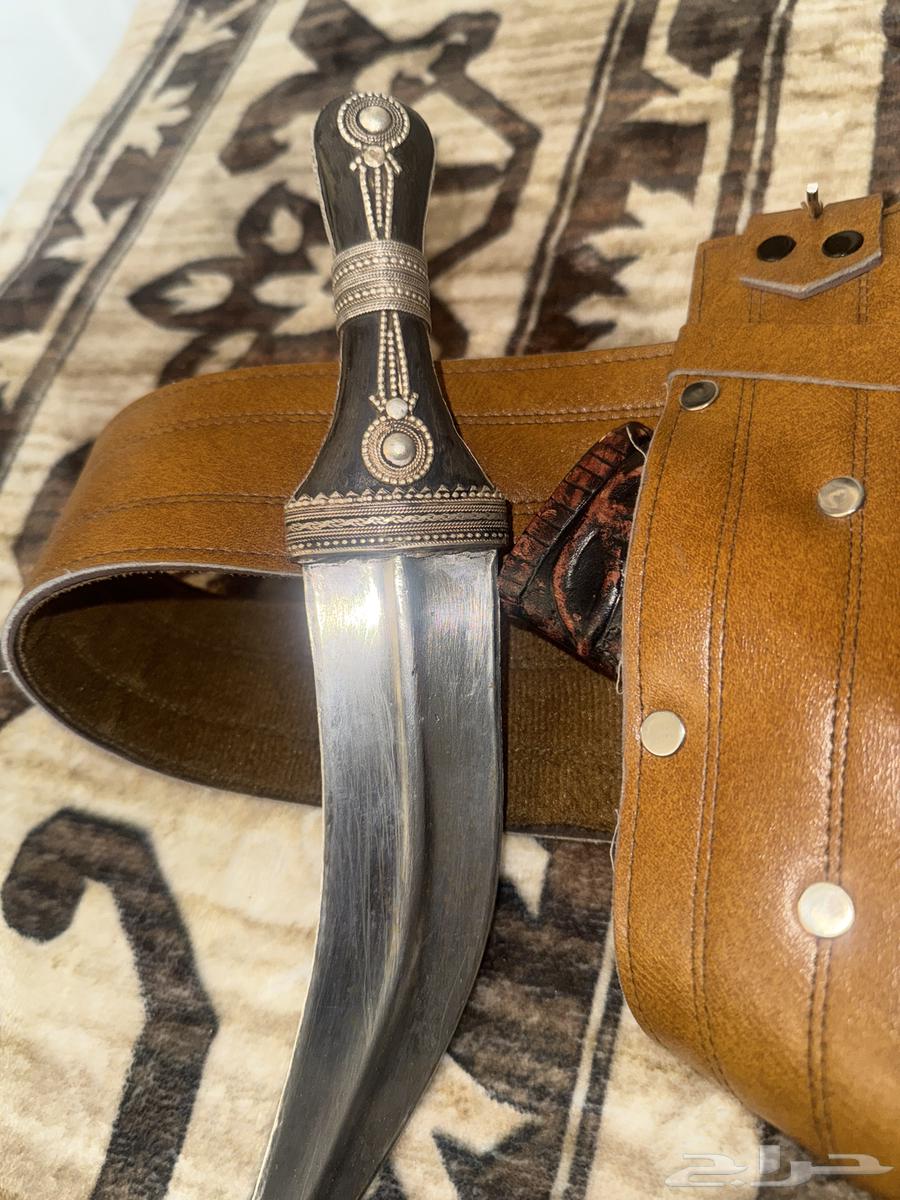Ancient natural horn dagger63655506528385112