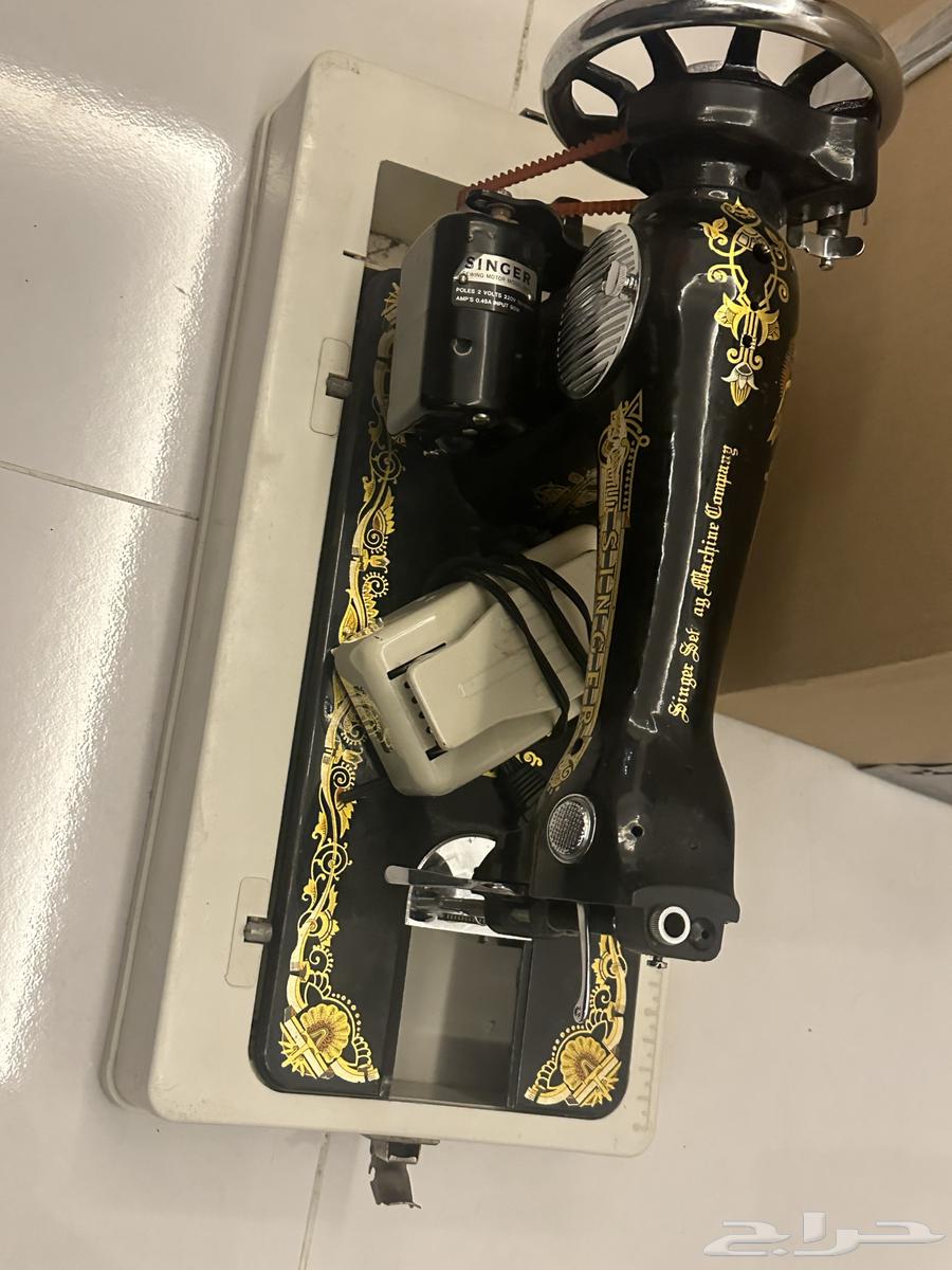 Ancient antique machine63655525947393111