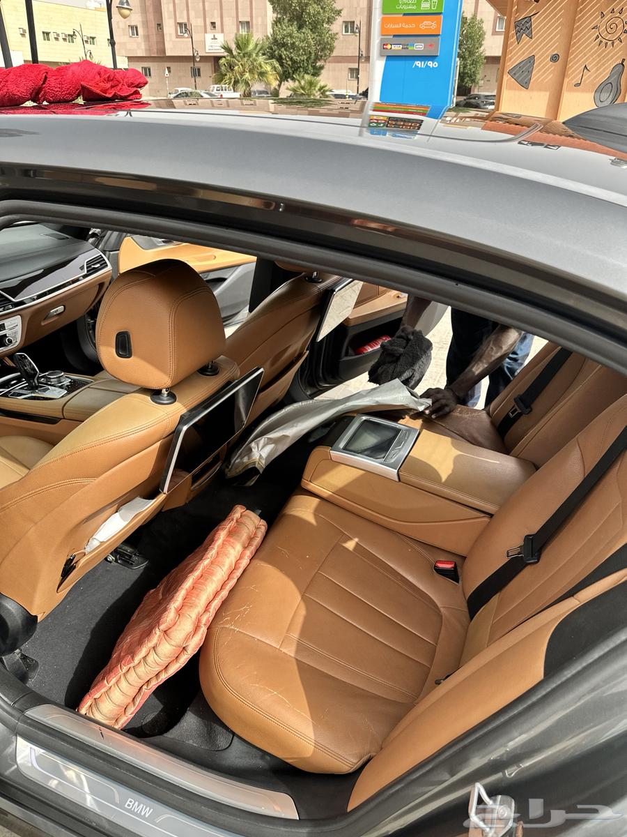 BMW 730li 201663672418232195112