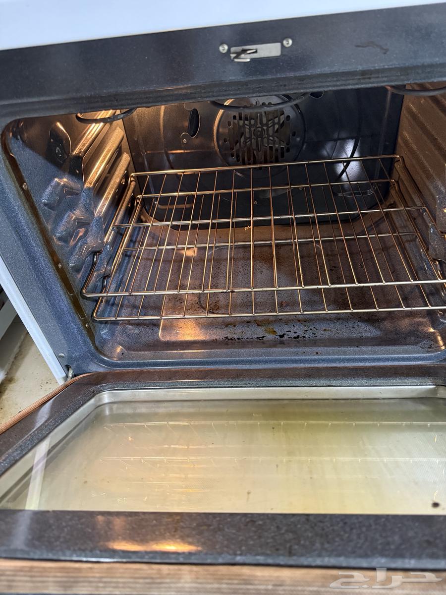 Gas stove and electric oven, clean, almost new63655610843650114