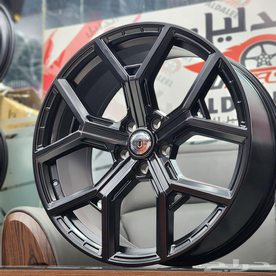 Tires and rims with different types63671891755779113