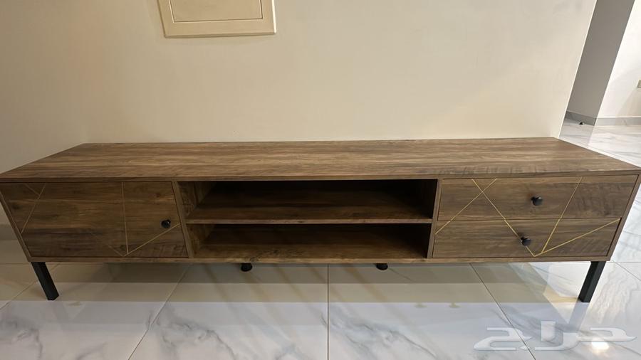Used TV table (almost new).63655518342915110