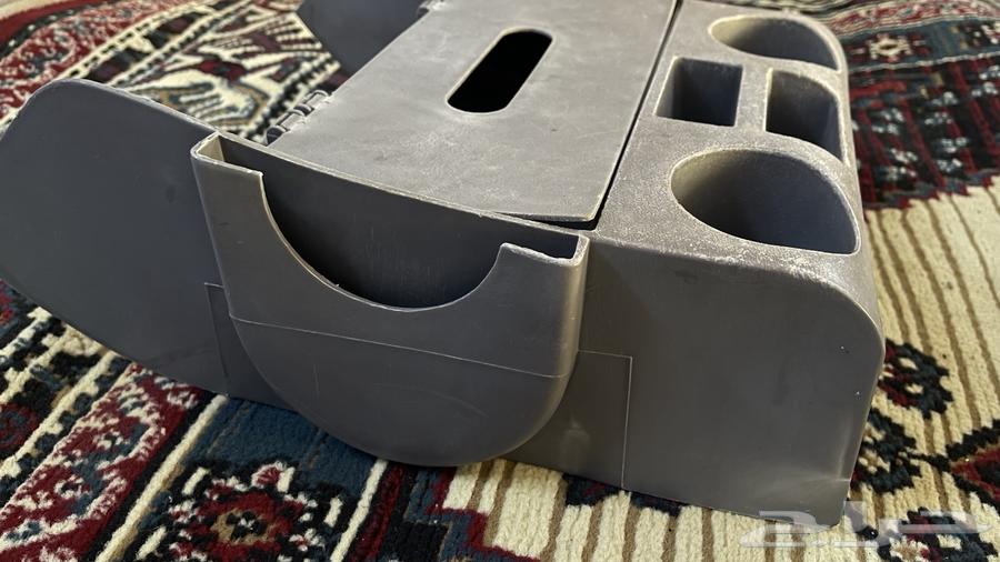 Hello, I'm offering you a cup holder63672614721794112