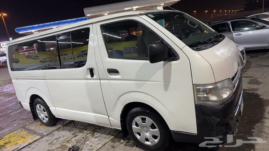 Bus for rent with driver63680884685955110