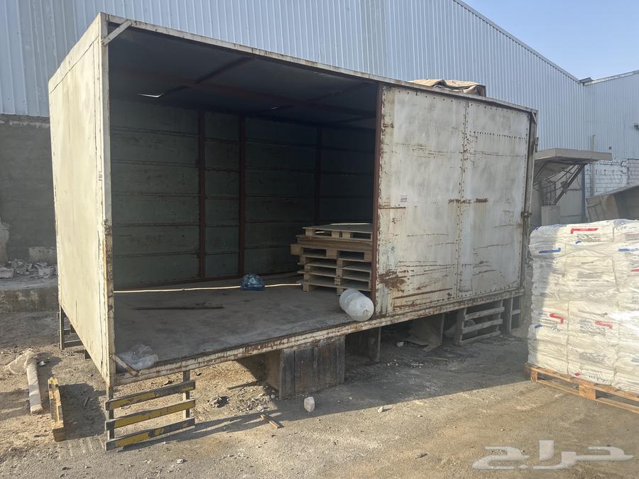 Dina container and Hilux car container63672614610689110