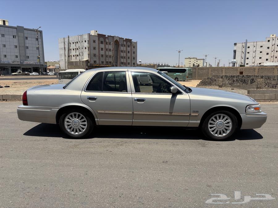 فورد مركيز 2010 ذهبي63655062506241113