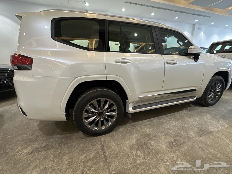 Land Cruiser (L5 GXR LAND CRUISER)63675755937025114