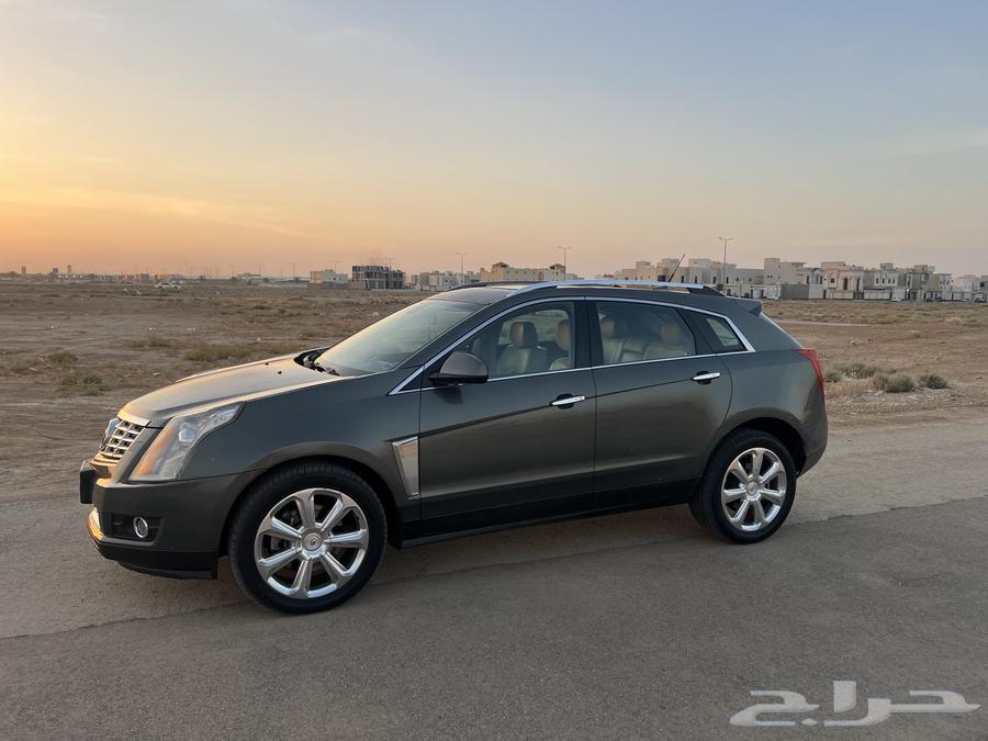 كاديلاك SRX 201363675668282626112