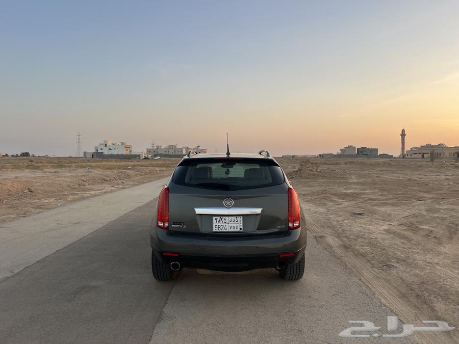 كاديلاك SRX 201363675668282626113