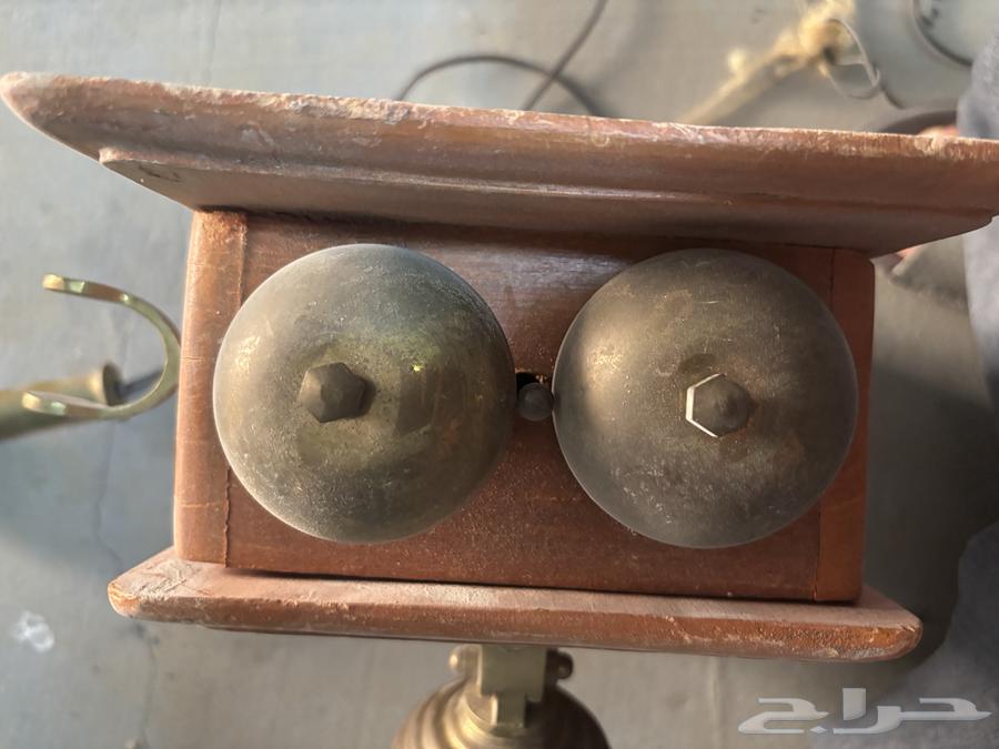 Antique old phone63655608365315111