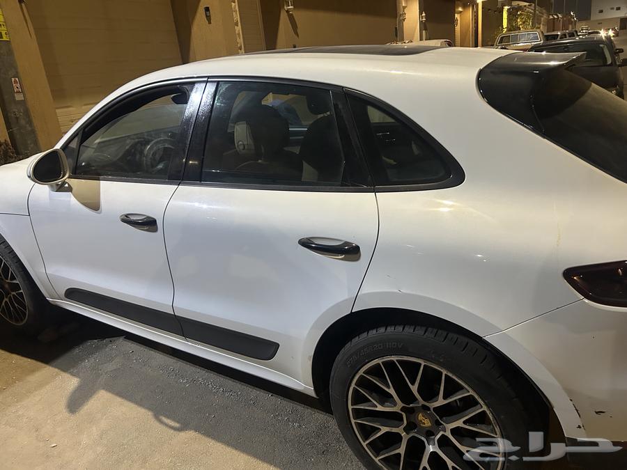 بورش ماكان ((MACAN))63676000632579110