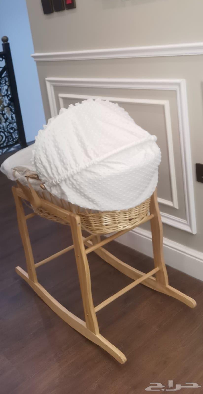 Moses basket bed for sale in good condition63655424156291111