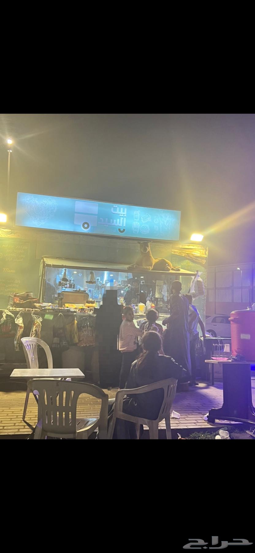 فودترك للايجار او للبيع 1500 ريال شهريا موقع ممتاز جدا63671557278337111