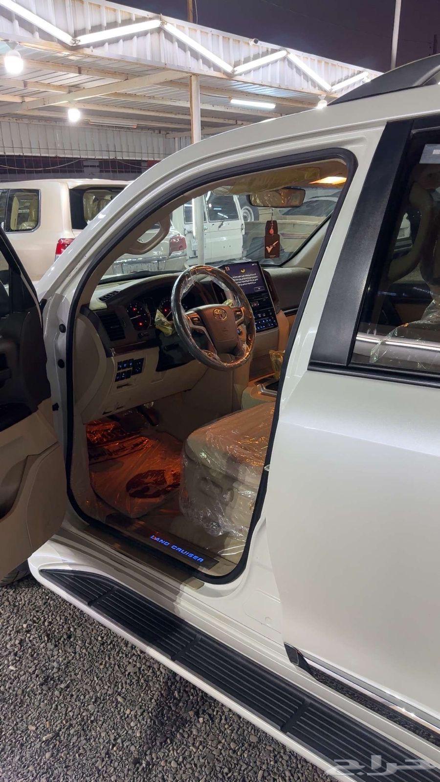 جيب لاندكروزر 2019 GXR63671111453057112