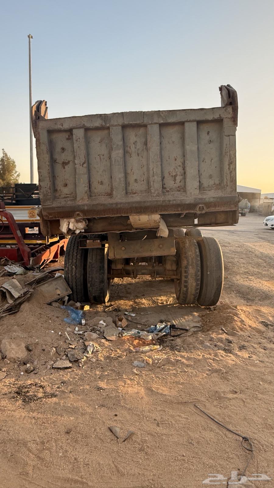 صندوق قلاب للبيع63699269799553110
