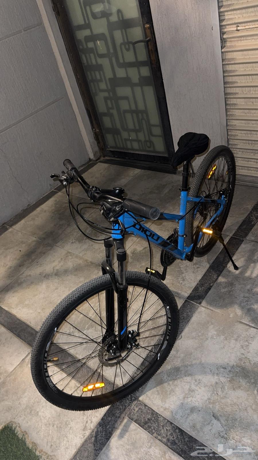 Cycle or exercise bike63655612929411113