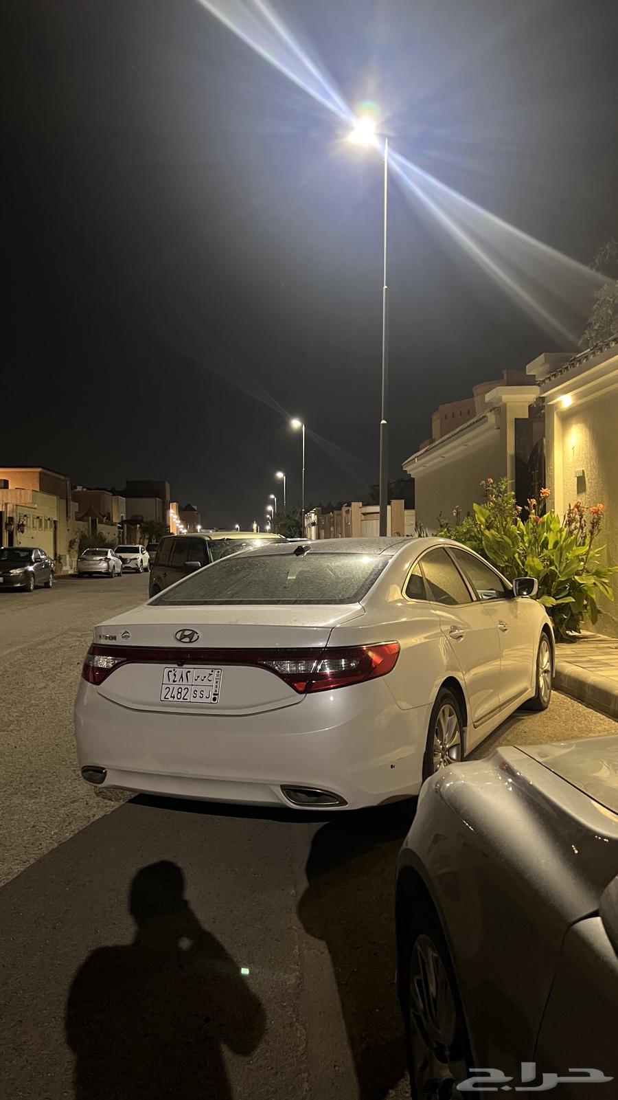 للبيع أزيرا 2014 فل كامل63699265161857111