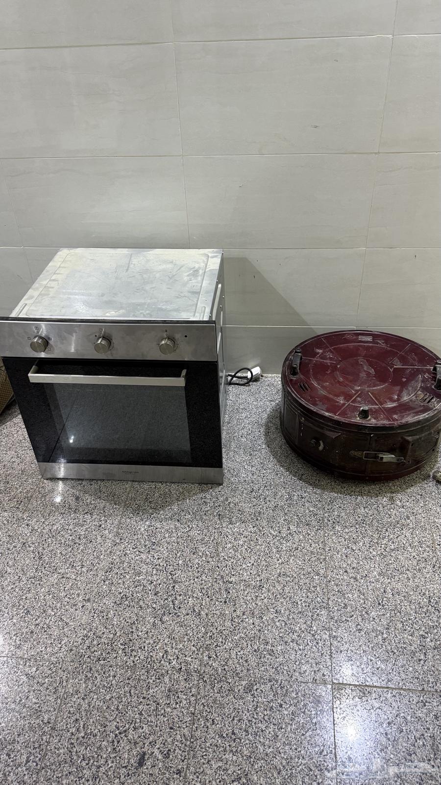 فرن 60 60وخبازه للبيع63657328088705110