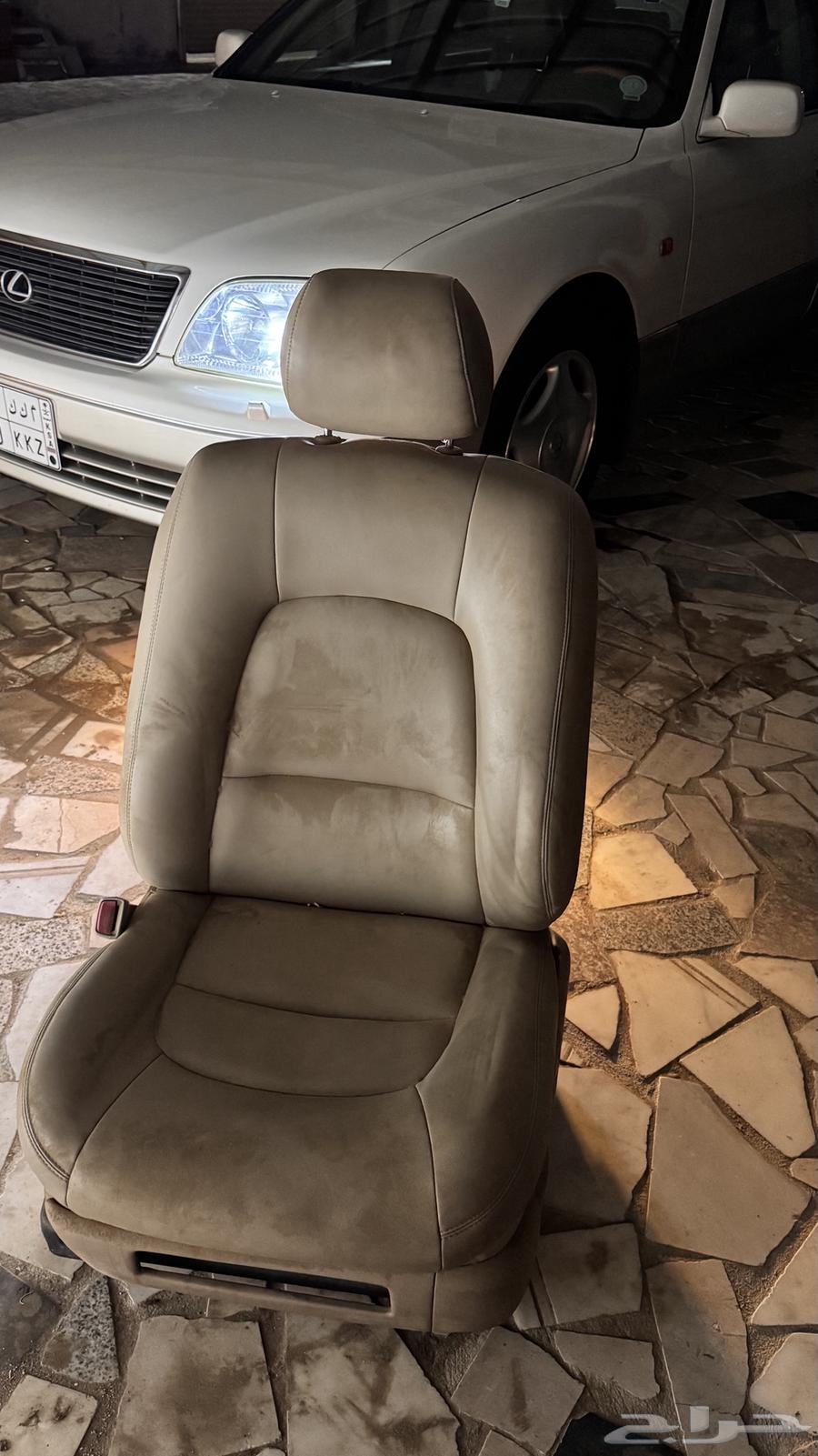 مرتبة السائق لكزس 400 200063698956379138110