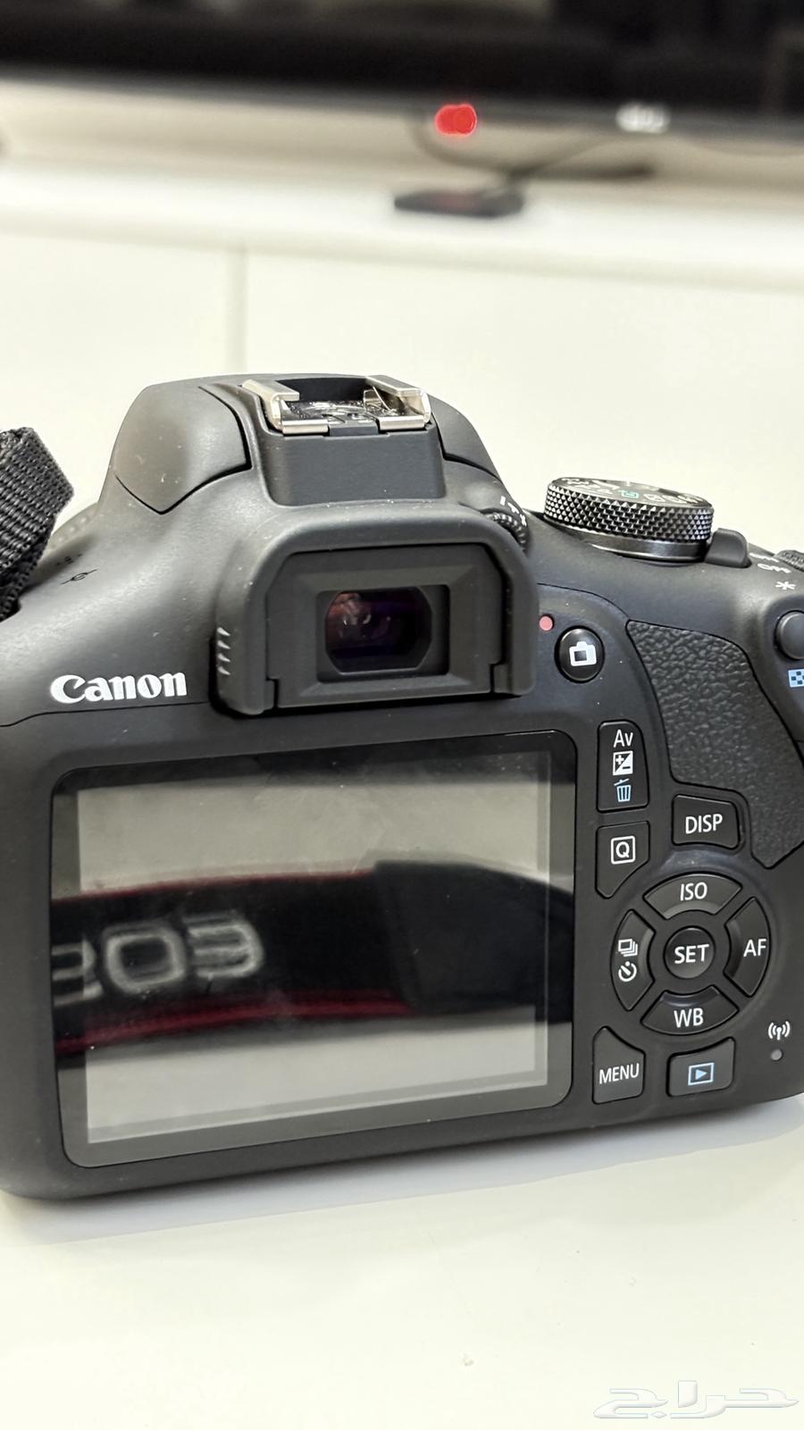Canon 2000d Camera63655622422403111
