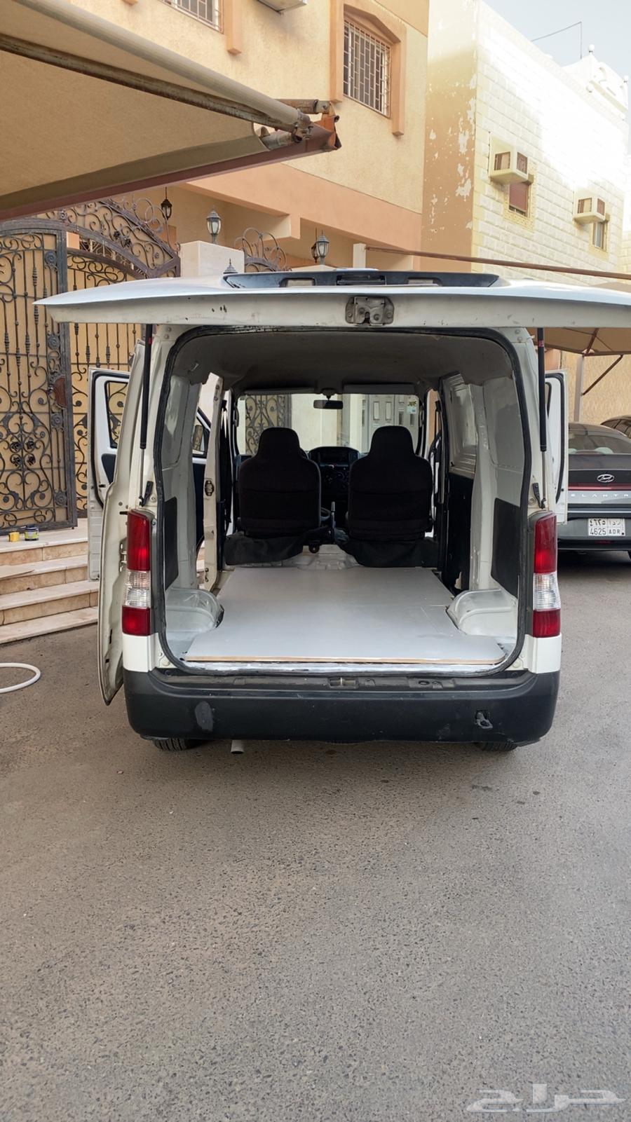 Vans for rent only63387793929729114