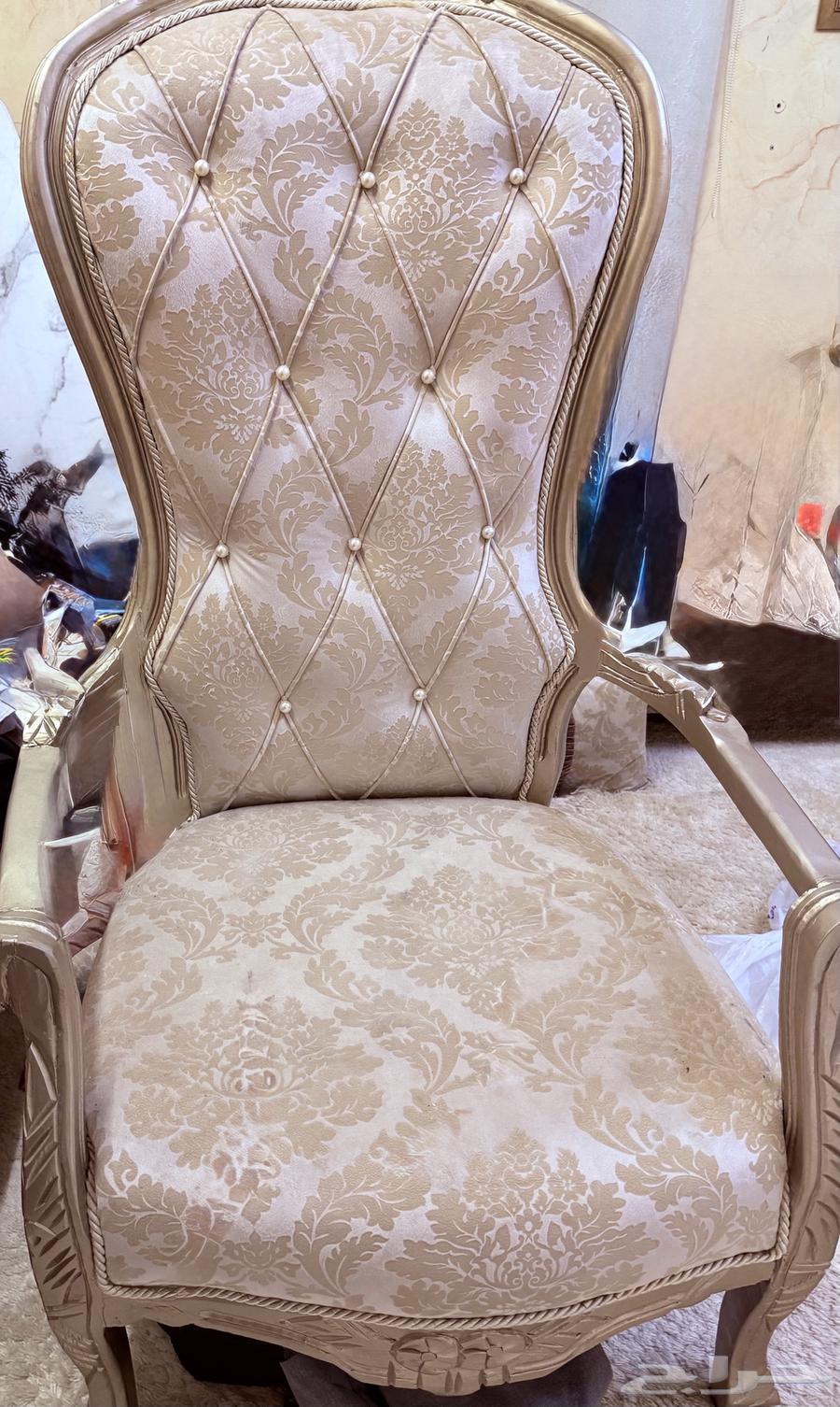 كرسي استقبال او بصدر المجلس63657327889155112