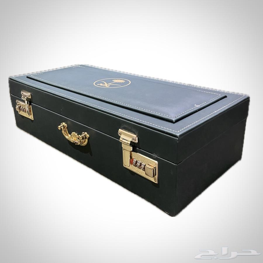 بوكس فاخر جلد إيطالي لون اخضر63655710252931111