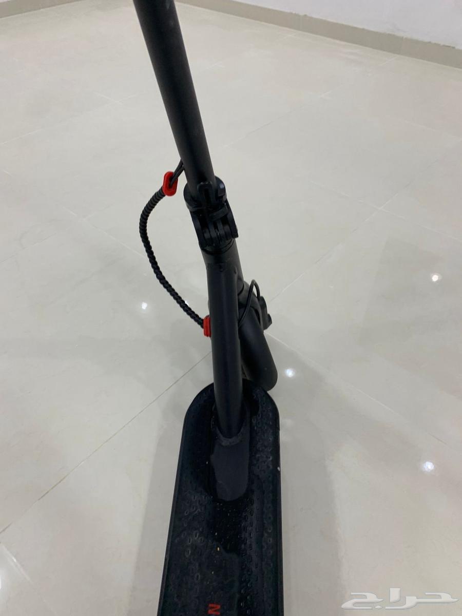 Electric scooter63655708444033110