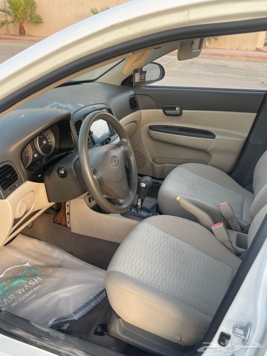 2010 Accent for sale, white, automatic transmission63699268920194110
