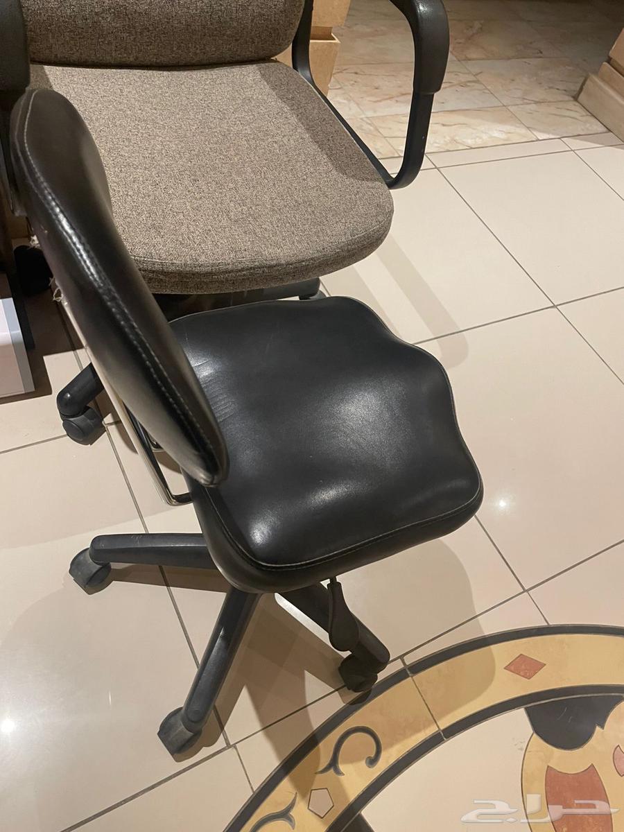 Office chairs and other items for urgent sale63667537519234110