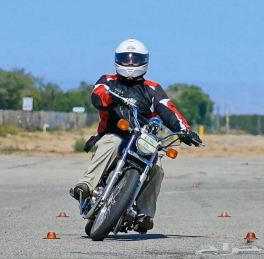 Motorcycle Riding Training - Scooter Training63656618995713110