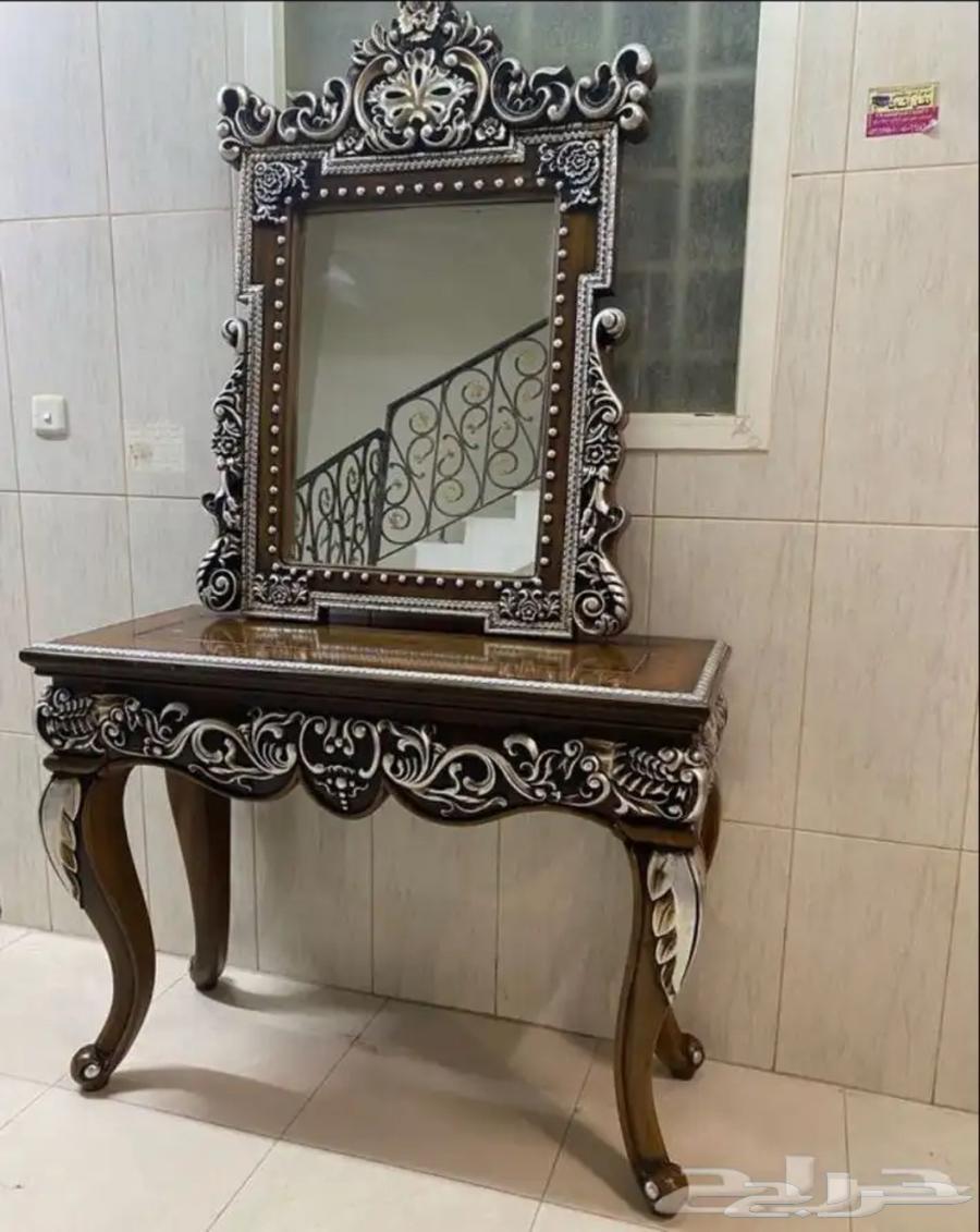 كنسول مدخل مع معلاق عبايات63655621591425110
