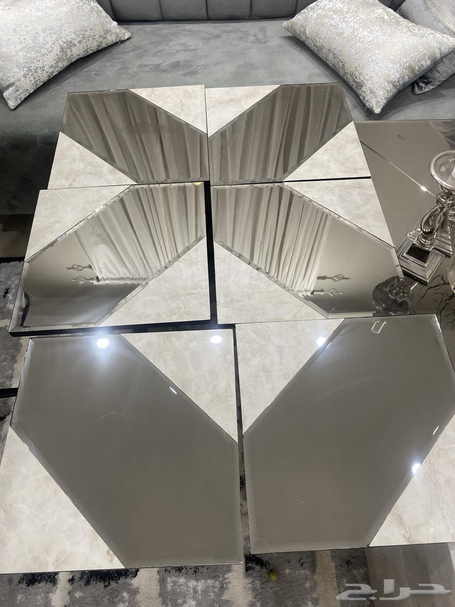 Coffee table and serving tables63667539097346110
