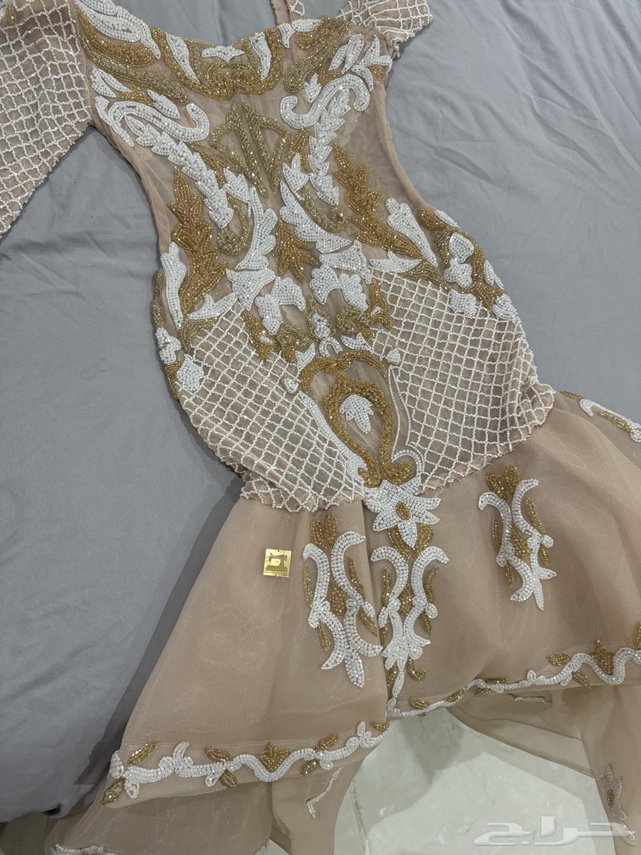 Brand-named fully hand-embroidered elegant dress for sale63667535871875111