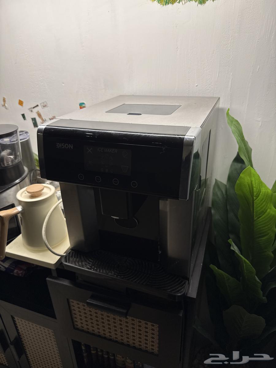 Ice maker and water cooler63655890072707110