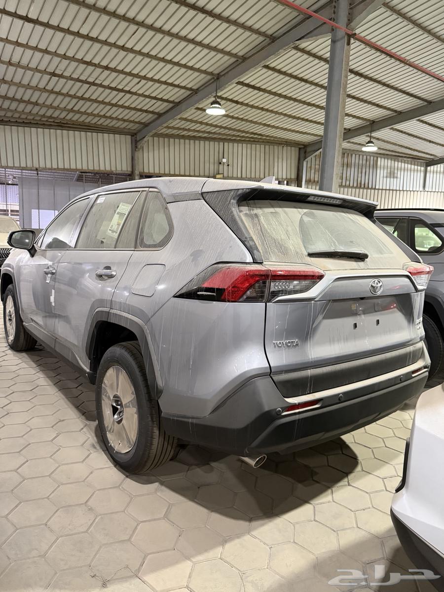 تويوتا راف فور LE 4x4 بنزين 202563699256476161113