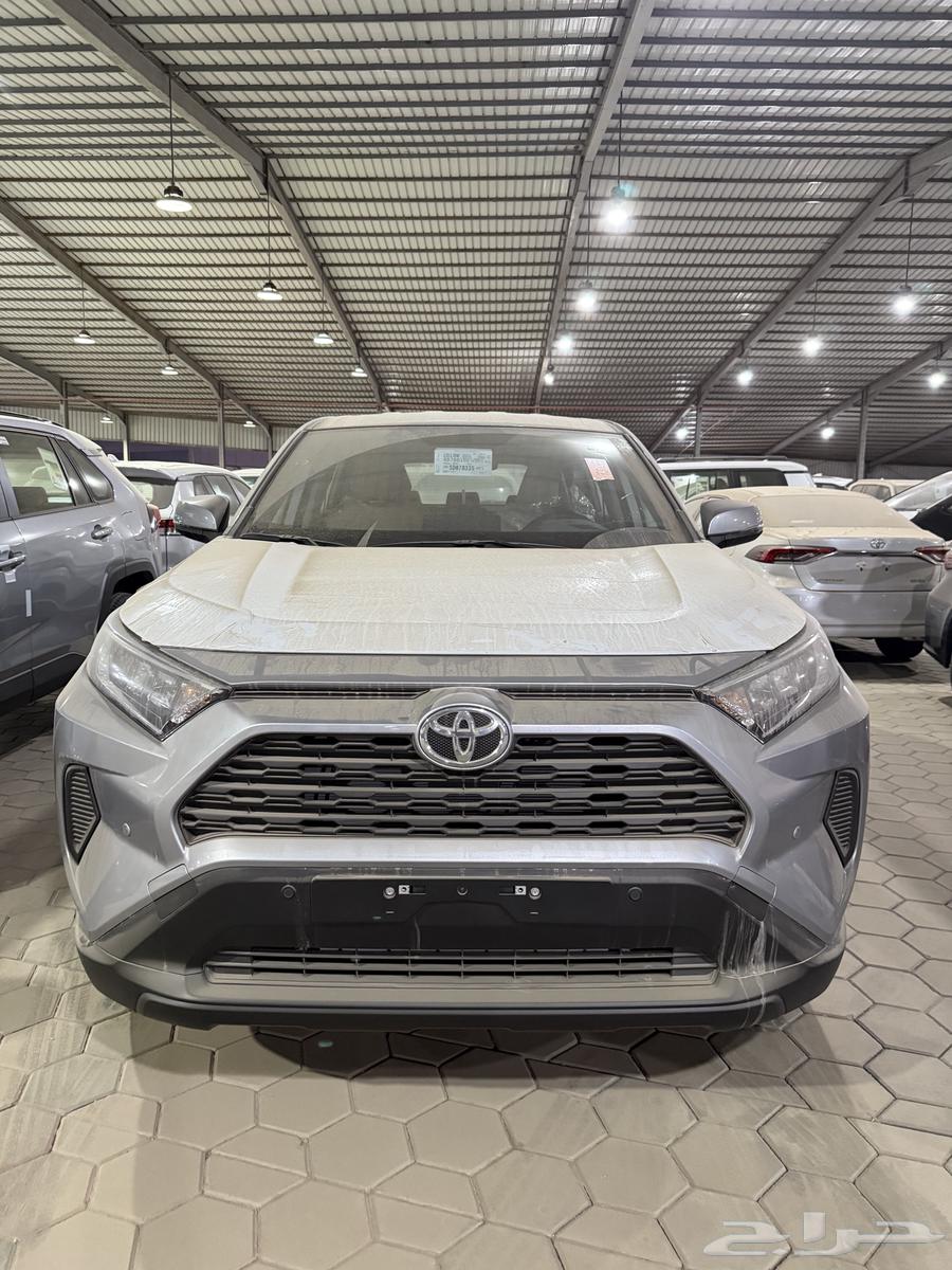 تويوتا راف فور LE 4x4 بنزين 202563699256476161111