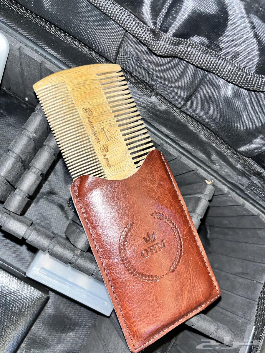 Wooden comb63655617867009111