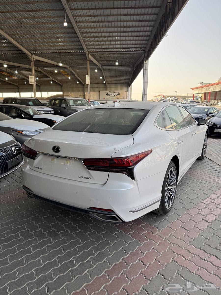 لكزس LS350 فئة AA بنزين 202563699262962177112