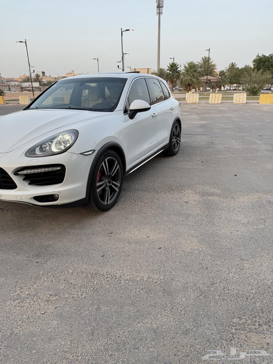 بورش كايين 201263699244481409113