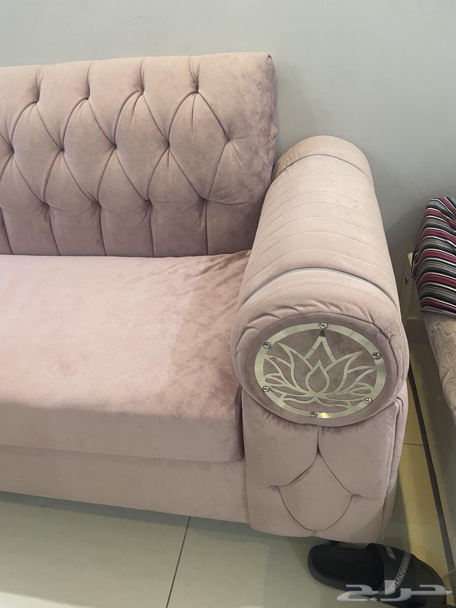 Sofa and 32-inch NEC TV63655700388994112