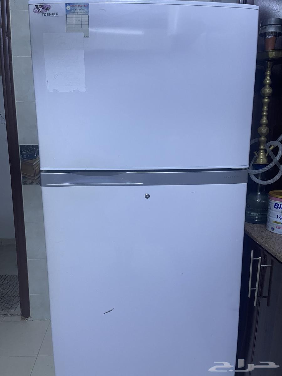 Toshiba 22 cubic feet refrigerator on Sum63655613884290113