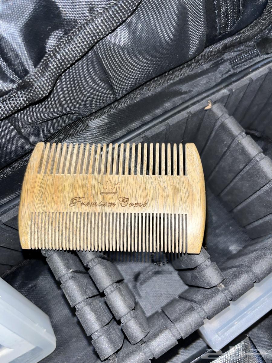 Wooden comb63655617867009110