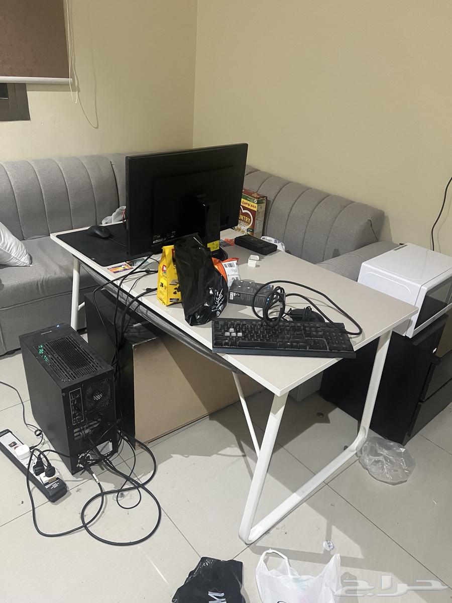 عفش طاولة ومايكروويف63656295404673111