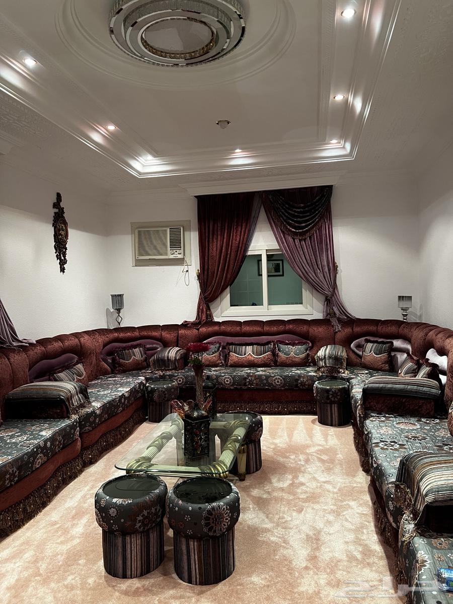 Clean sofa with curtains63667539690755112