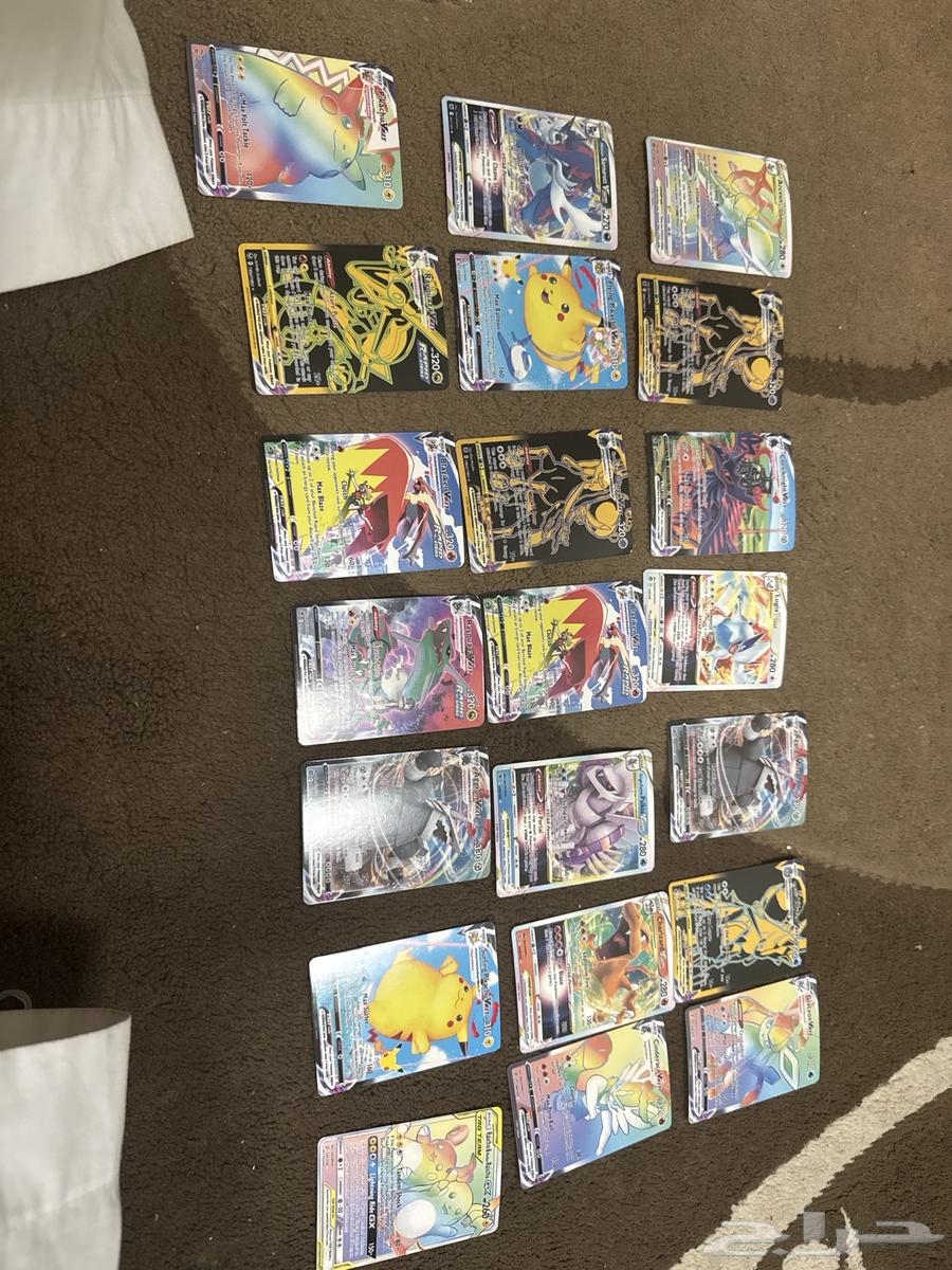 Pokemon cards, 21 rare cards and 43 common cards, total of 64 cards63655620938882111