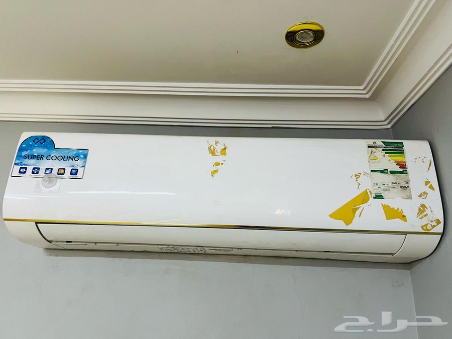 Wall-mounted split air conditioner63667538688642112