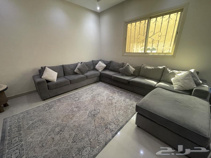 Sofa set with three tables and a small cabinet63655890147459114